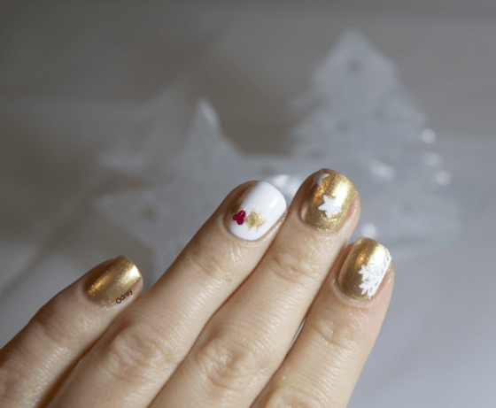 nail-art_noel_blanc_doré7