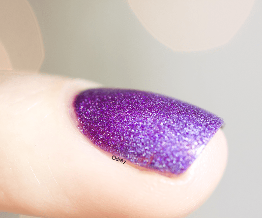 Grandient-crown-of-thistles-A-England2