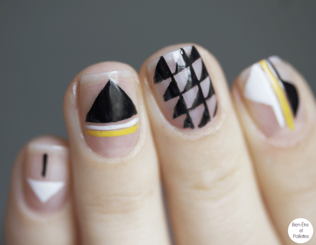 nail-art-triangle-noir-blanc8