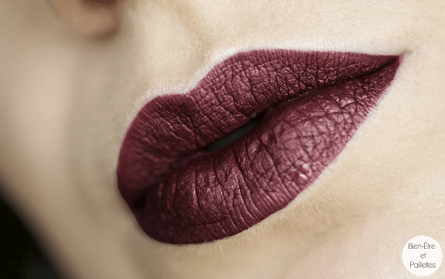 Nyx-luiquide-suede-metallic-matte-biker-babe-5