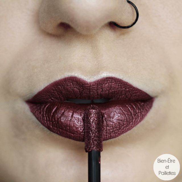 Nyx-luiquide-suede-metallic-matte-biker-babe-8